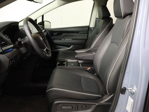 Used 2026 Honda Odyssey Elite image 14