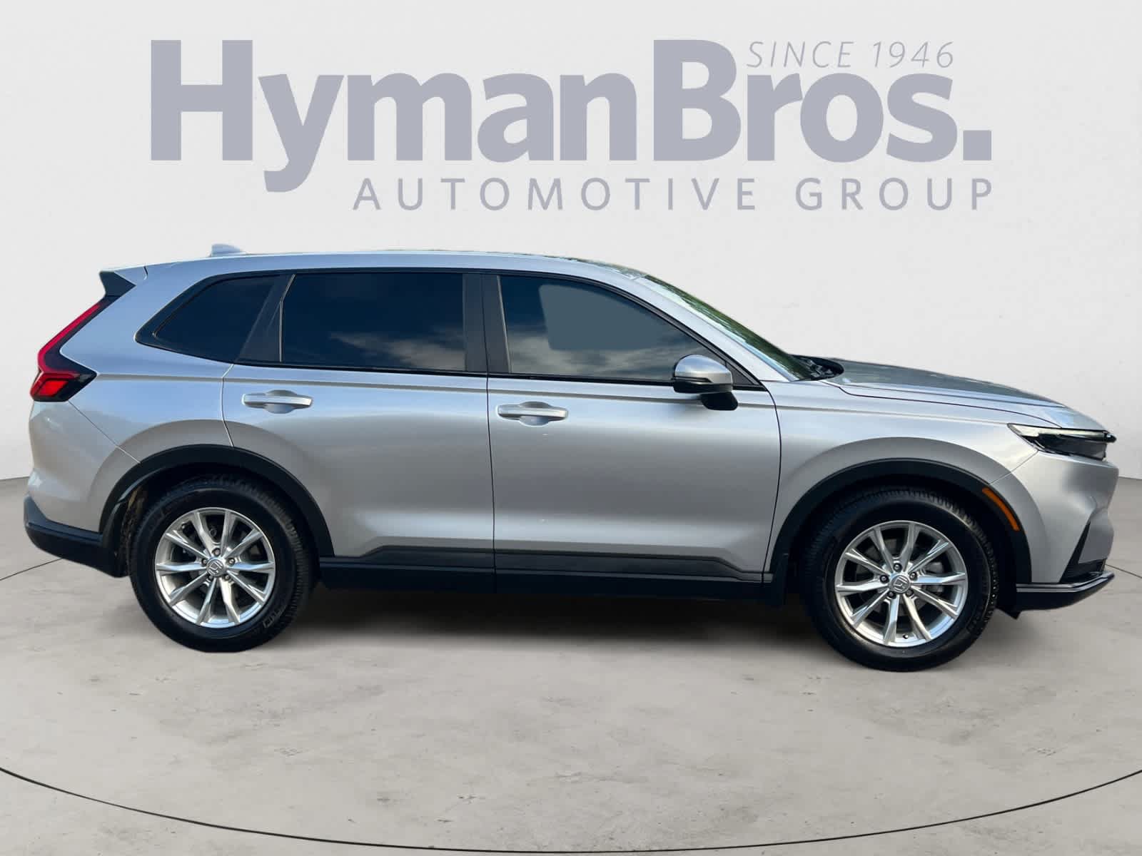 Used 2024 Honda CR-V EX image 2