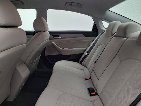 Used 2018 Hyundai Sonata SEL image 18