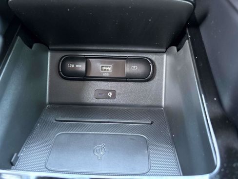 Used 2022 Kia Telluride SX w/ SX Prestige Package AWD/4WD image 32