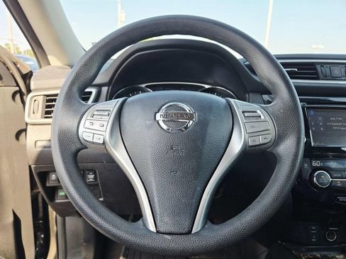 Used 2016 Nissan Rogue SV w/ SV Premium Package FWD image 7