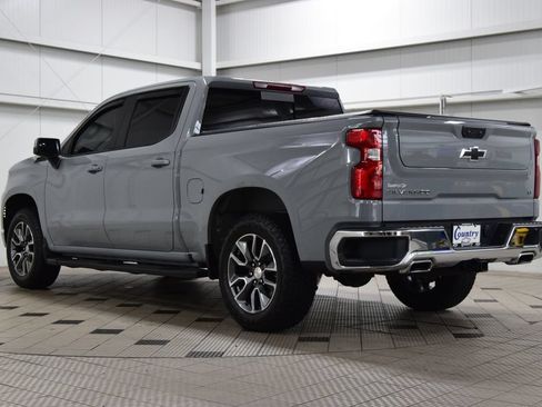 Used 2024 Chevrolet Silverado 1500 LT w/ Z71 Off-Road Package AWD/4WD image 6