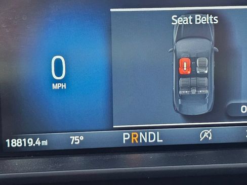 Used 2025 Ford Escape ST-Line AWD/4WD image 17