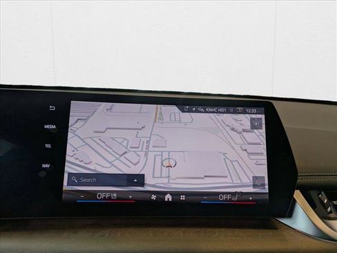 Used 2025 BMW X1 xDrive28i w/ Convenience Package image 14