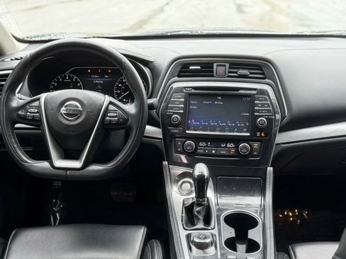 Used 2017 Nissan Maxima 3.5 SV image 35