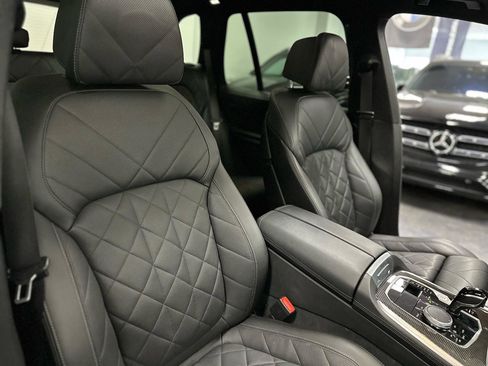 Used 2023 BMW X5 M50i w/ Executive Package AWD/4WD image 36