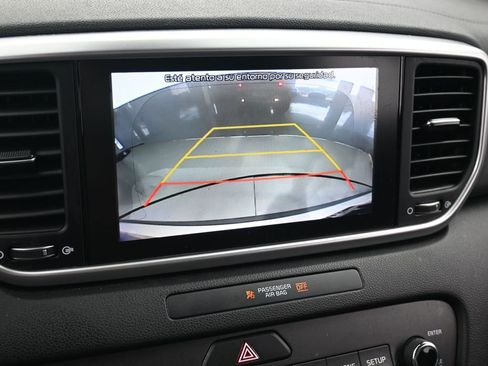 Used 2020 Kia Sportage LX image 21