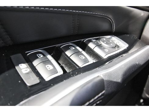 Certified 2023 Kia Sorento SX FWD image 22