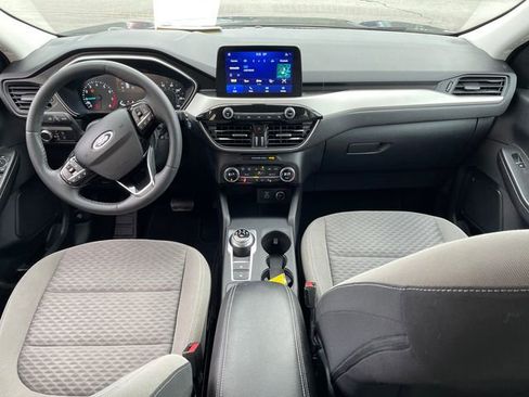 Certified 2021 Ford Escape SE w/ SE Sport Appearance Package image 21