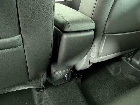 New 2026 Buick Encore GX Sport Touring w/ Advanced Technology Package AWD/4WD image 30