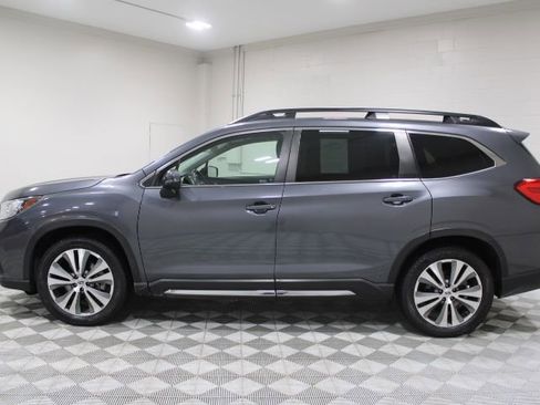 Used 2022 Subaru Ascent Limited w/ Technology Package image 9