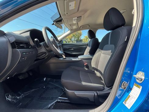 Used 2025 Nissan Sentra SV FWD image 19