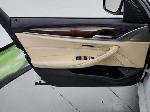 Used 2017 BMW 530i image 24