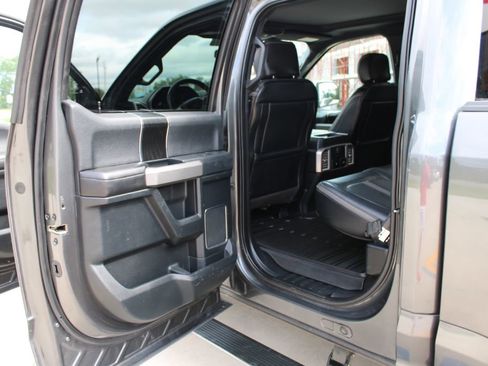 Used 2019 Ford F150 Platinum w/ Equipment Group 701A Luxury image 11