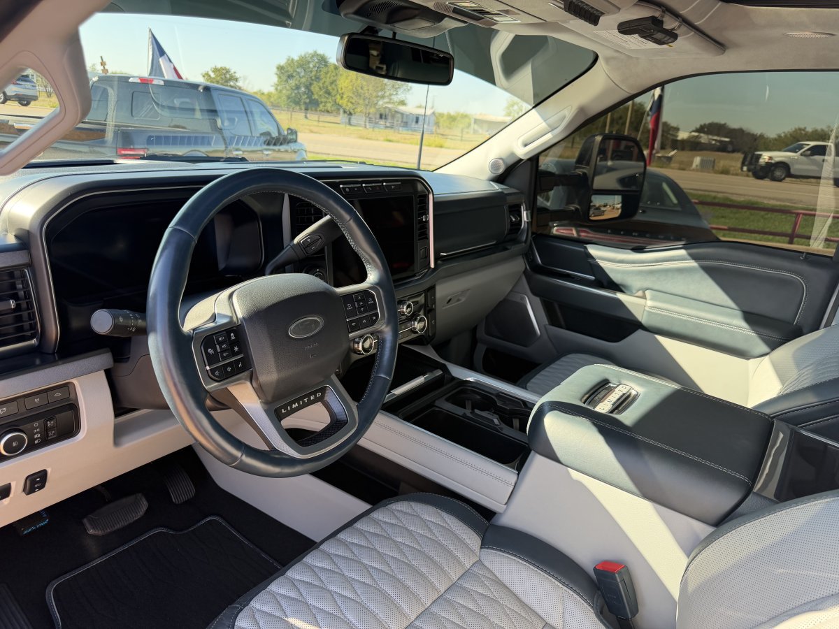 Used 2024 Ford F250 Limited AWD/4WD image 27