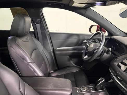 Used 2020 Cadillac XT4 Premium Luxury AWD/4WD image 33