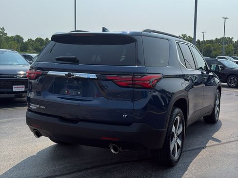 Certified 2023 Chevrolet Traverse LT w/ LT Premium Package AWD/4WD image 5