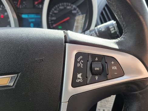 Used 2016 Chevrolet Equinox LTZ w/ Enhanced Convenience Package image 10