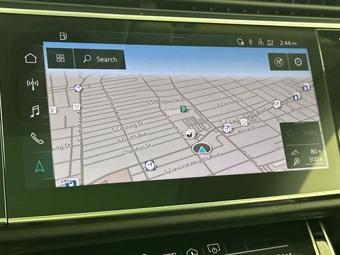 Used 2023 Audi Q8 Premium Plus w/ Premium Plus Package image 18