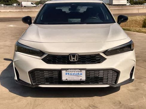 Used 2025 Honda Civic Sport image 7