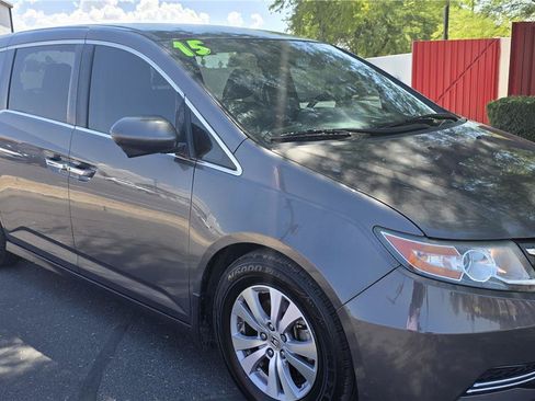 Used 2015 Honda Odyssey EX image 3
