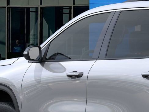 New 2026 Chevrolet Traverse LT image 12