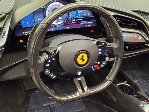 Used 2024 Ferrari SF90 Spider image 34