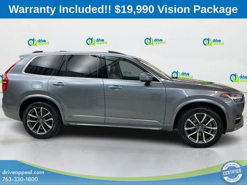 Used 2017 Volvo XC90 T6 Momentum w/ Vision Package image 4