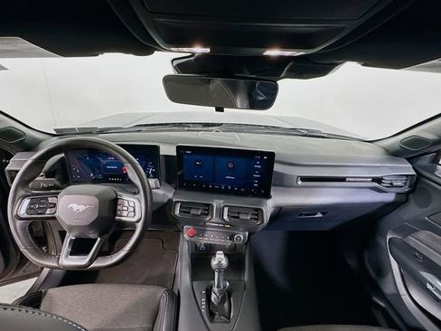 Certified 2024 Ford Mustang Coupe image 19