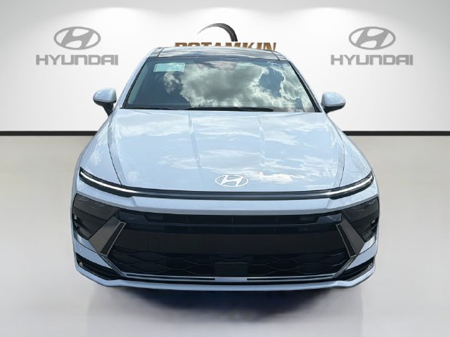 New 2026 Hyundai Sonata SEL FWD image 2