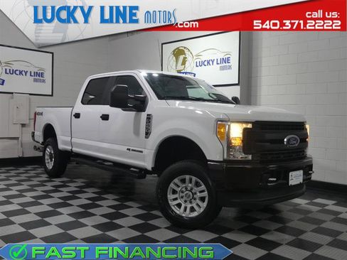 Used 2017 Ford F250 XL AWD/4WD image 1
