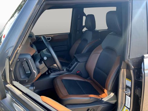 Certified 2024 Ford Bronco Outer Banks AWD/4WD image 8