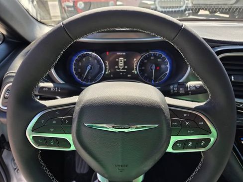 New 2026 Chrysler Pacifica Select FWD image 23