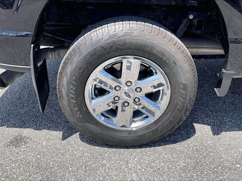 Used 2022 Ford F150 XLT w/ Equipment Group 301A Mid AWD/4WD image 9