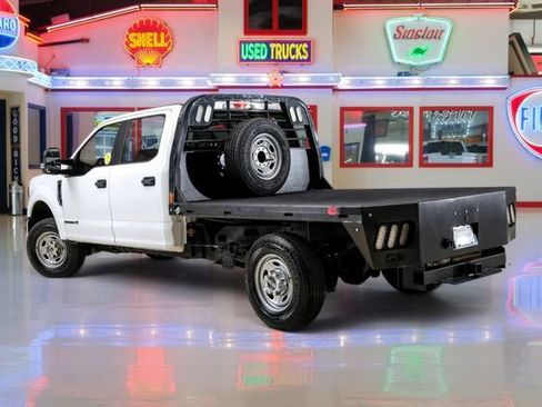 Used 2022 Ford F250 XL w/ Power Equipment Group AWD/4WD image 4