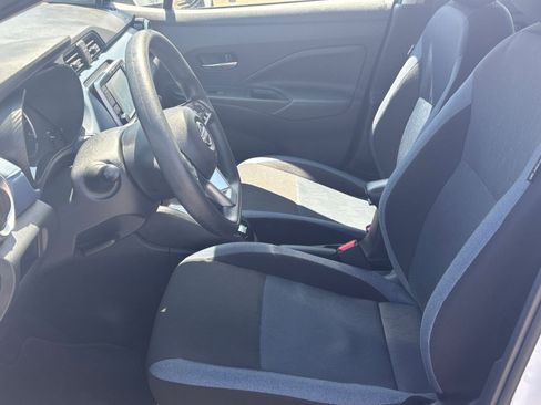 Used 2025 Nissan Versa SV w/ Trunk Package FWD image 23