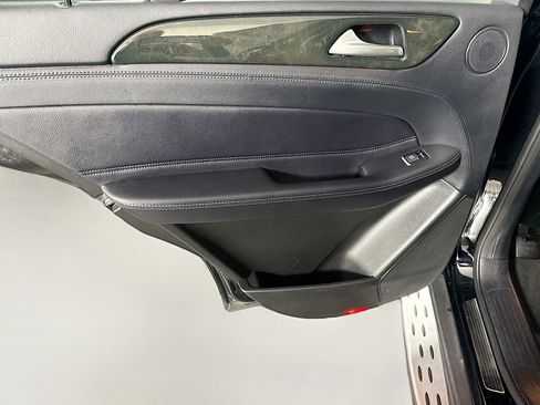 Used 2016 Mercedes-Benz GLE 400 4MATIC image 26