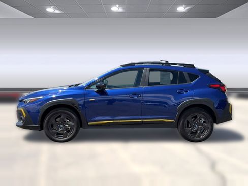 Used 2025 Subaru Crosstrek 2.5i Sport AWD/4WD image 2