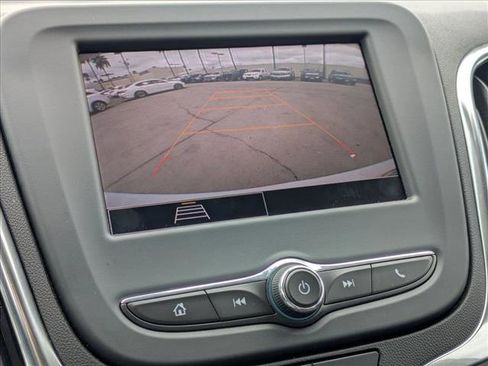 Used 2024 Chevrolet Equinox LT image 14