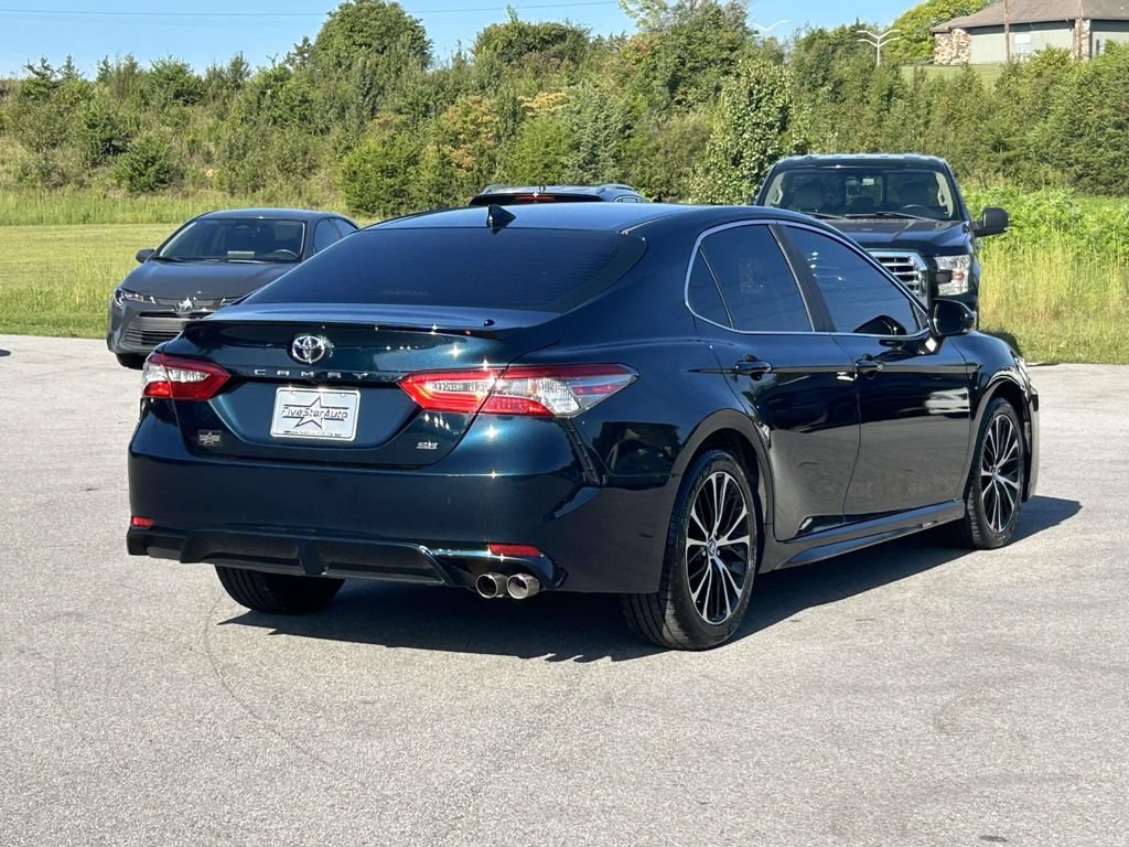 Used 2019 Toyota Camry SE w/ Convenience Package FWD image 7