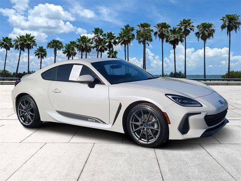 Used 2024 Subaru BRZ Limited image 2