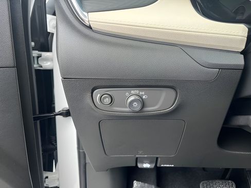 Used 2025 Buick Encore GX Sport Touring w/ Comfort Package image 23