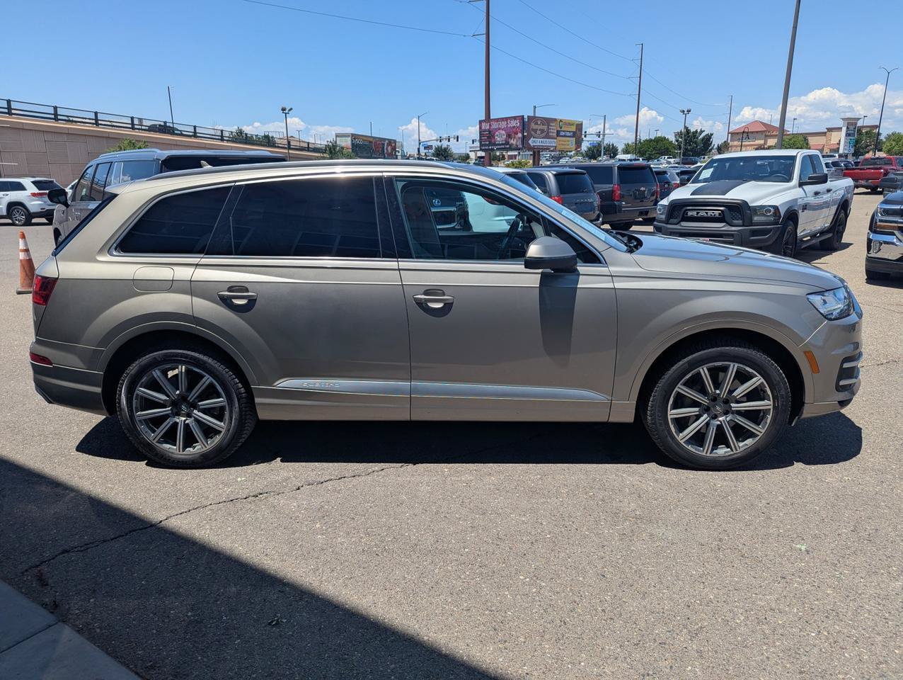 Used 2017 Audi Q7 3.0T Prestige AWD/4WD image 6