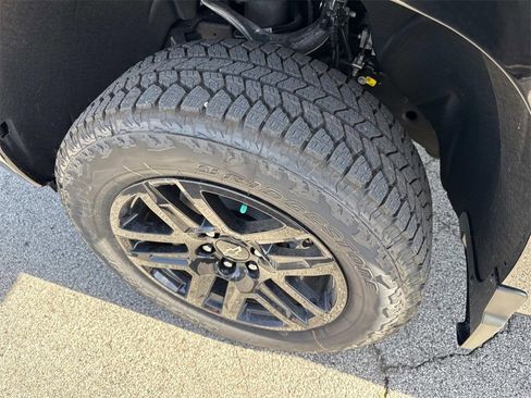 New 2026 Chevrolet Silverado 1500 Custom Trail Boss image 29