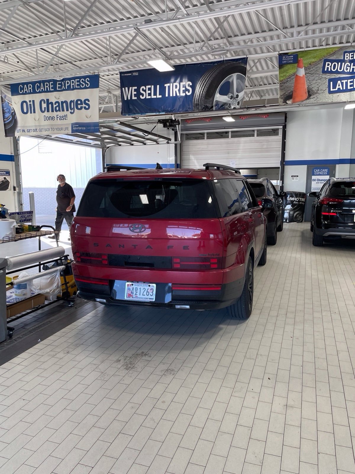 Used 2024 Hyundai Santa Fe Calligraphy AWD/4WD image 3