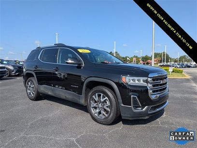 Used 2023 GMC Acadia SLT w/ Preferred Package