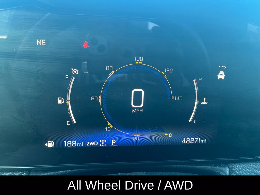 Used 2024 Chevrolet TrailBlazer LT AWD/4WD image 12