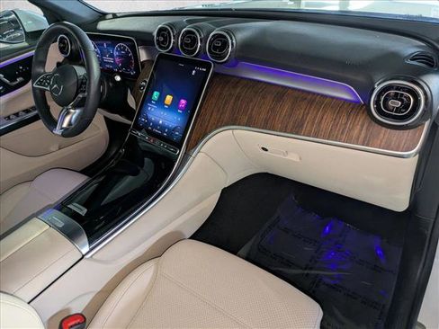 Certified 2025 Mercedes-Benz GLC 300 image 20