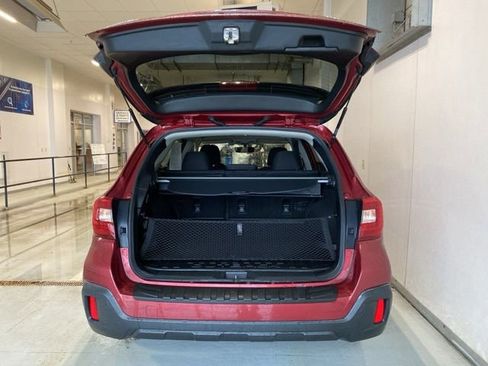 Used 2019 Subaru Outback 2.5i Premium image 6