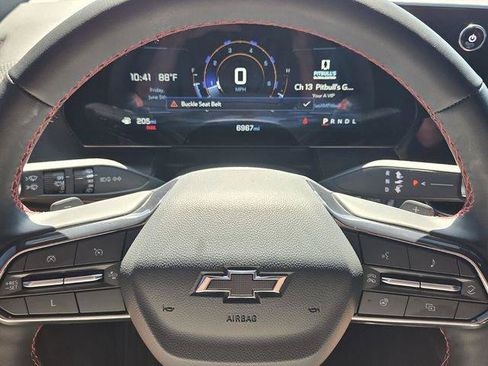 Used 2025 Chevrolet Equinox RS w/ Convenience Package III FWD image 30